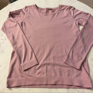 Lululemon swiftly relaxed long sleeve - size 4